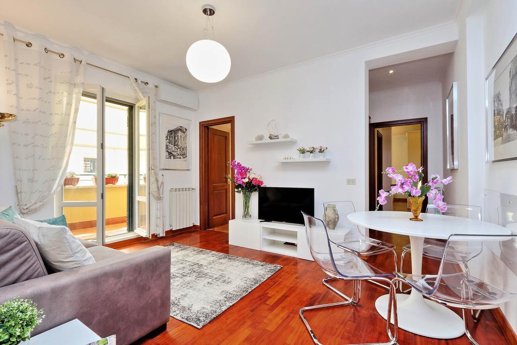 Mecenate Charme Apartment Roma Dış mekan fotoğraf